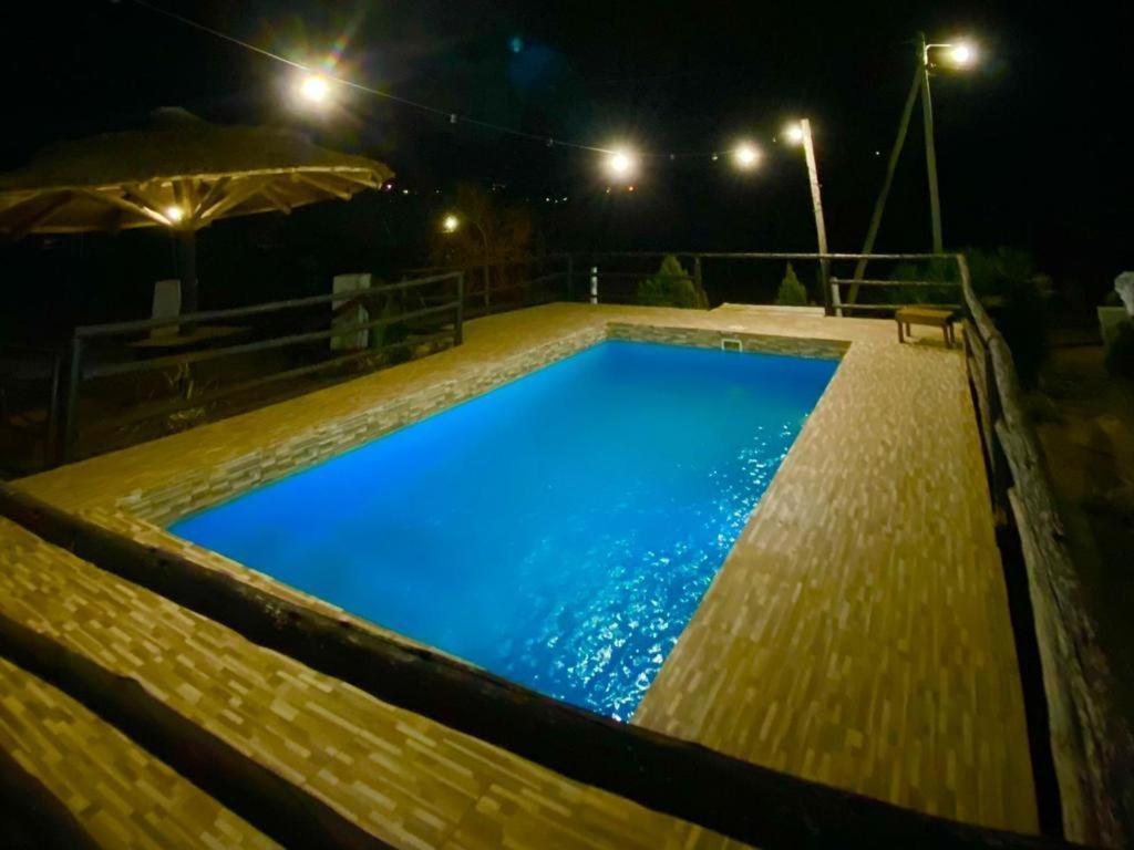 El Rincon De Jose Luis - Cabanas Y Restaurante Tanti Esterno foto