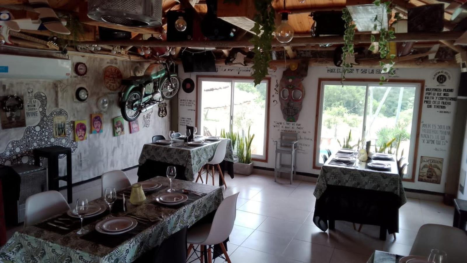 El Rincon De Jose Luis - Cabanas Y Restaurante Tanti Esterno foto